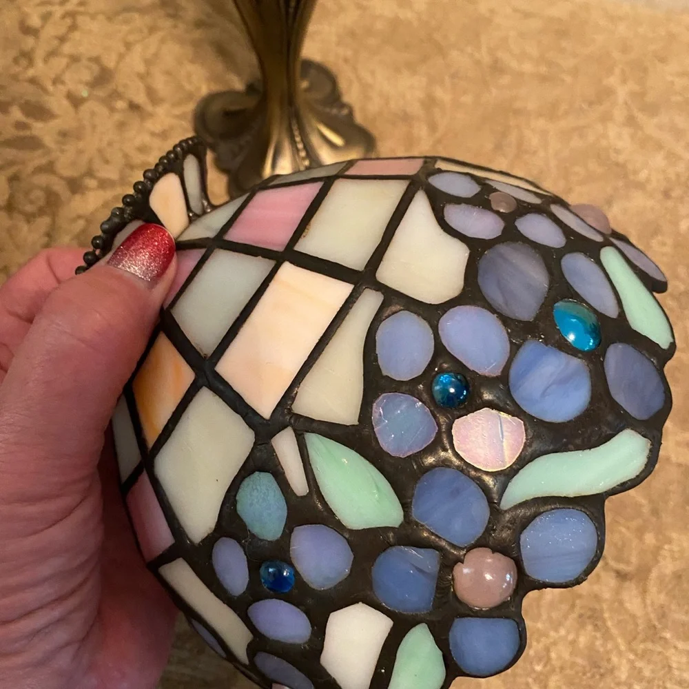 Vintage Partylite Stained Glass Hydrangea Tealight Lamp - Picture 5 of 7